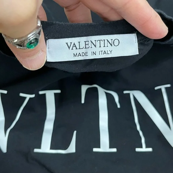 Fair Men’s Size  X-large Valentino Garavani VLTN Logo Cotton Tee In Black/White - Picture 10 of 13